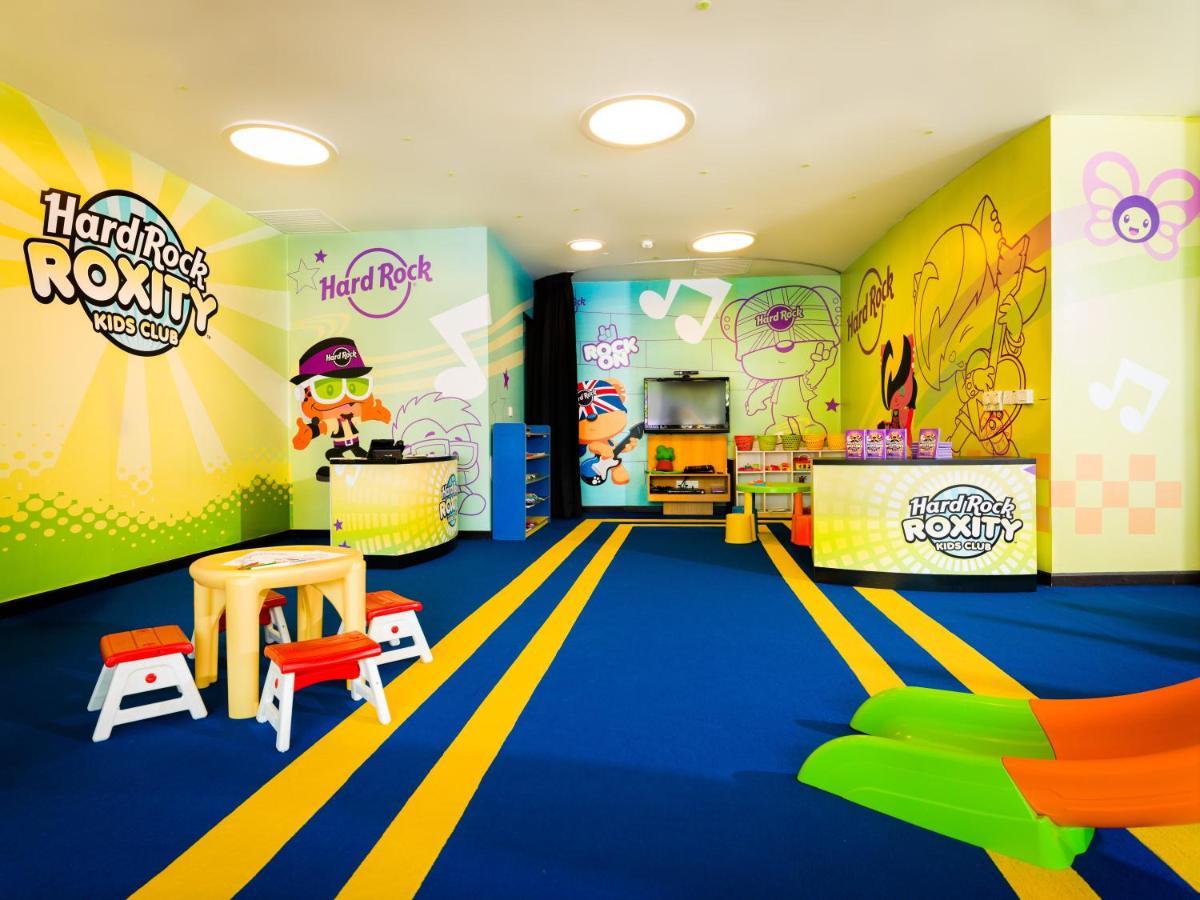 Hard Rock Hotel Penang Batu Feringgi Dış mekan fotoğraf Hard Rock Hotel's Kidz Club